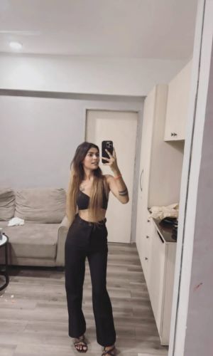 Call Girls in Laxman Jhula