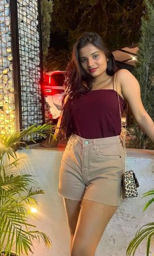 Call Girls in Laxman Jhula